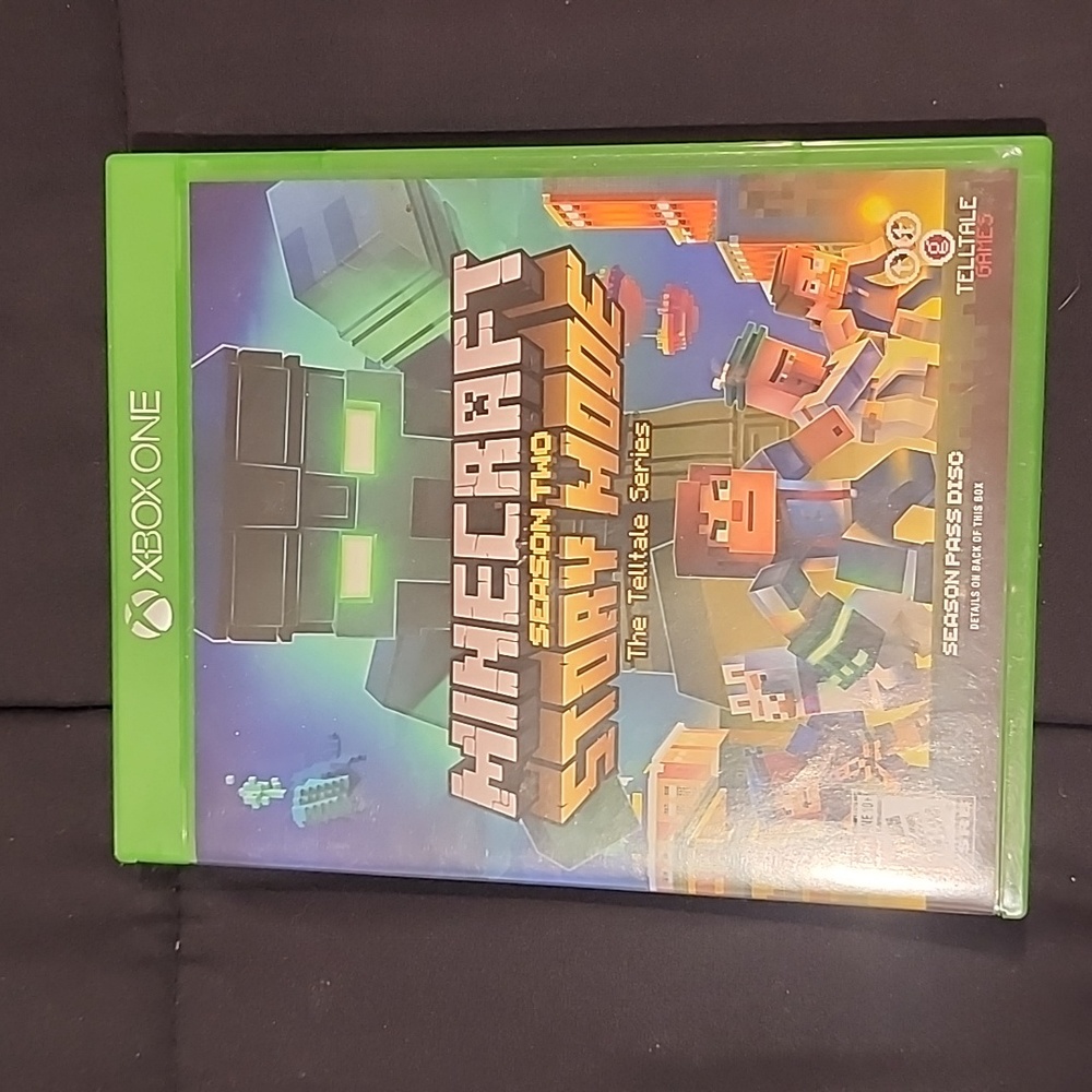 Like new XBOX ONE Minecraft Season Two Story Mode The Telltale Series Video Game